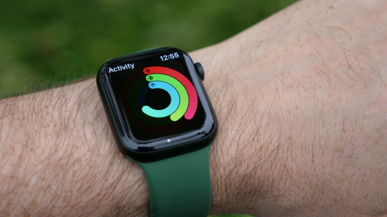 Resetting Fitness Goals with Your Apple Watch and Sustaining Motivation